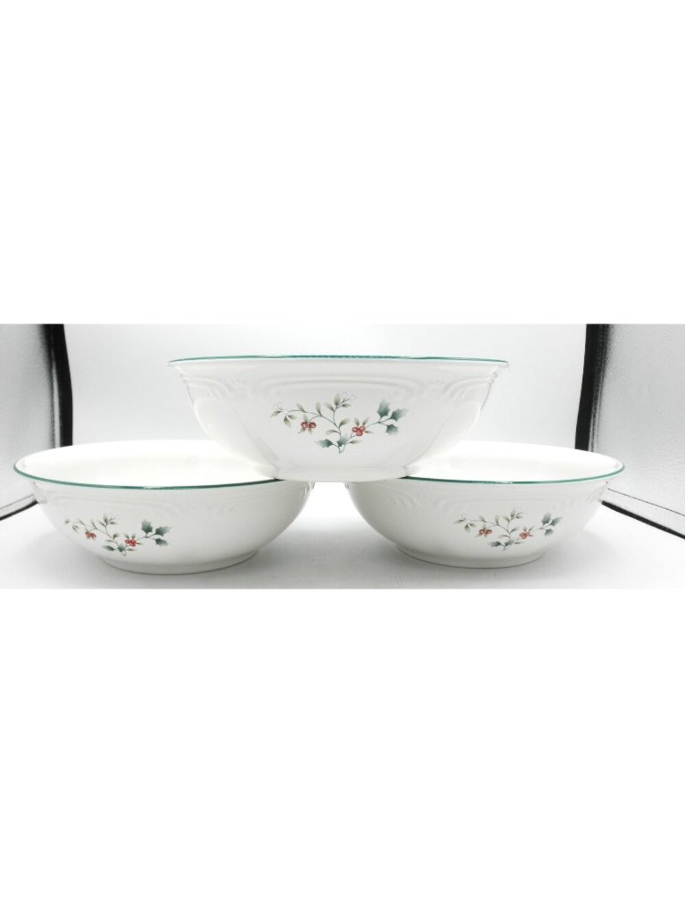 Winterberry by Pfaltzgraff 8.5 Inch Vegetable Bowl Set of 3 Pattern Code PFAWINT